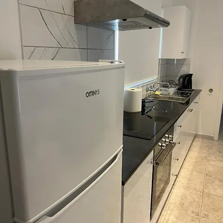 Apartman Easybook Cy 205 *